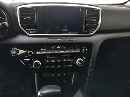 Kia Sportage 2021 года за 11 500 000 тг. в Алматы – фото 24