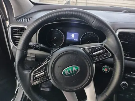 Kia Sportage 2021 года за 11 500 000 тг. в Алматы – фото 25