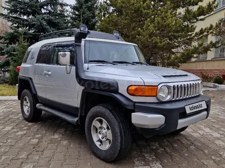 Toyota FJ Cruiser 2007 года за 14 800 000 тг. в Караганда – фото 2