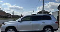 Toyota Highlander 2012 года за 14 000 000 тг. в Астана – фото 2