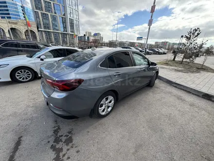 Chevrolet Onix 2023 года за 6 500 000 тг. в Астана – фото 8
