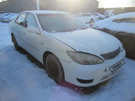 Toyota Camry 2005 годаүшін3 009 000 тг. в Актобе – фото 2