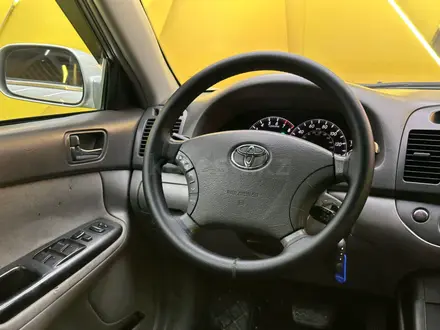 Toyota Camry 2005 года за 5 500 000 тг. в Астана – фото 17