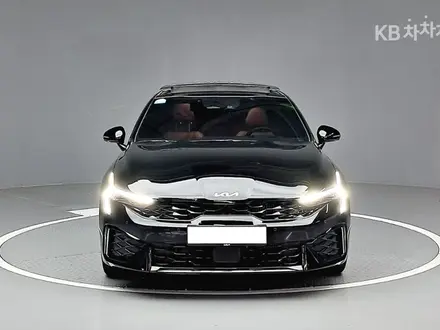 Kia K5 2023 года за 17 900 000 тг. в Алматы – фото 2