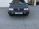 Volkswagen Vento 1993 года за 1 500 000 тг. в Караганда – фото 5