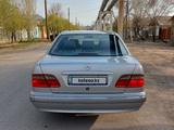 Mercedes-Benz E 280 2000 года за 5 500 000 тг. в Кызылорда – фото 2