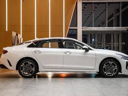 Kia K5 Luxe 2026 года за 14 290 000 тг. в Шымкент – фото 12