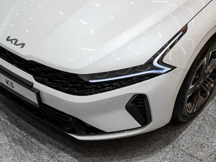 Kia K5 Luxe 2026 года за 14 290 000 тг. в Шымкент – фото 5
