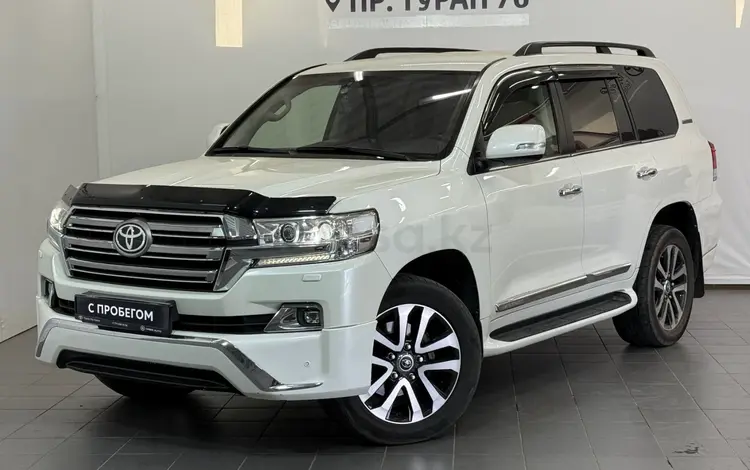 Toyota Land Cruiser Prestige 2015 года за 26 000 000 тг. в Астана