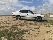 Toyota Carina E, 1992