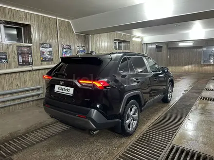 Toyota RAV4 2020 года за 14 500 000 тг. в Темиртау – фото 6