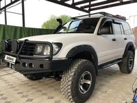 Toyota Land Cruiser 2000 года за 11 000 000 тг. в Алматы