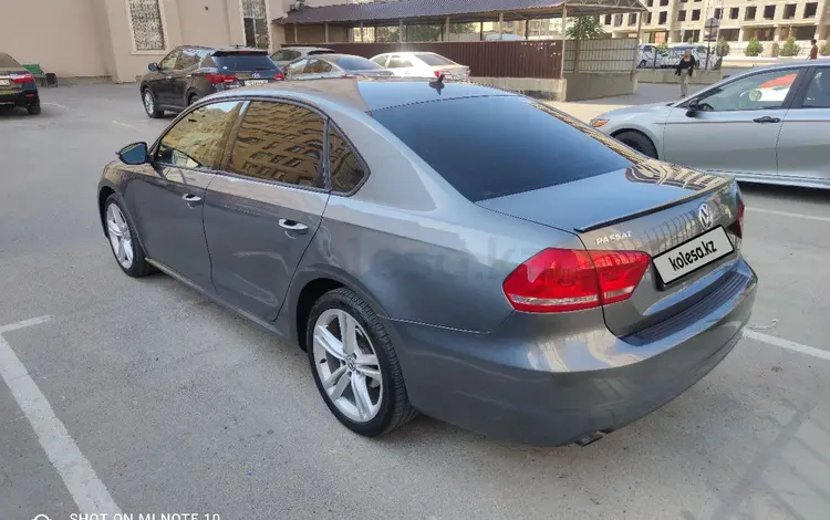 Volkswagen Passat 2012 годаfor6 700 000 тг. в Актау