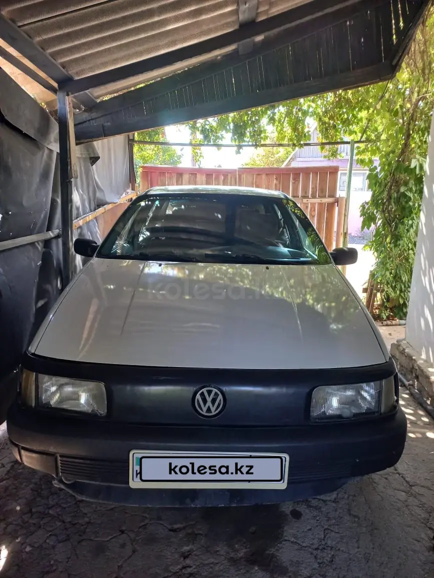 Volkswagen Passat, 1989