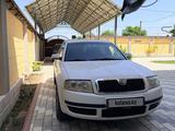 Skoda Superb 2001 года за 2 500 000 тг. в Шымкент