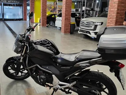 Honda  NC 700S 2012 года за 3 800 000 тг. в Атырау – фото 2