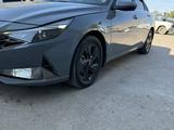 Hyundai Elantra 2022 года за 9 800 000 тг. в Актау – фото 3