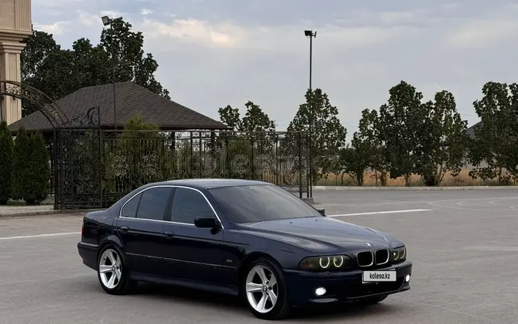 BMW 530 1999 годаfor3 300 000 тг. в Алматы