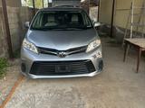 Toyota Sienna 2020 года за 13 000 000 тг. в Алматы