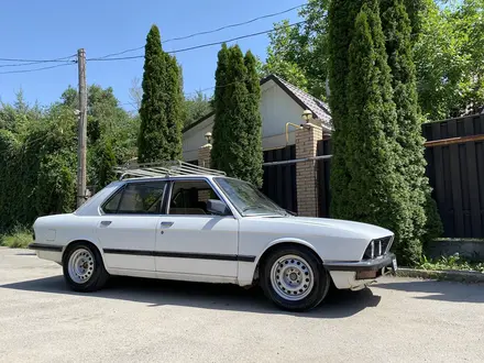 BMW 520 1981 года за 900 000 тг. в Алматы – фото 4