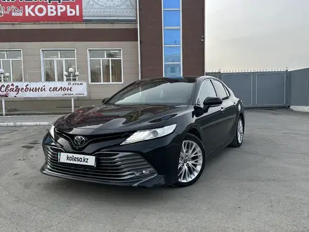 Toyota Camry 2018 годаүшін15 800 000 тг. в Усть-Каменогорск