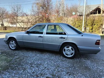 Mercedes-Benz E 280 1994 года за 4 000 000 тг. в Шымкент – фото 5