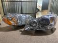Передние фары — Toyota Corolla 130-кузов 2003-2008 USA за 20 000 тг. в Алматы