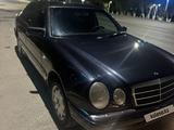 Mercedes-Benz E 320 1997 года за 3 100 000 тг. в Кызылорда – фото 2