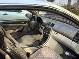 Mercedes-Benz CLK 320 1998 года за 1 300 000 тг. в Уральск – фото 5