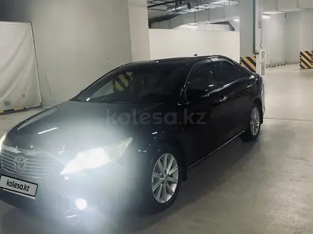 Toyota Camry 2011 года за 10 500 000 тг. в Астана – фото 2