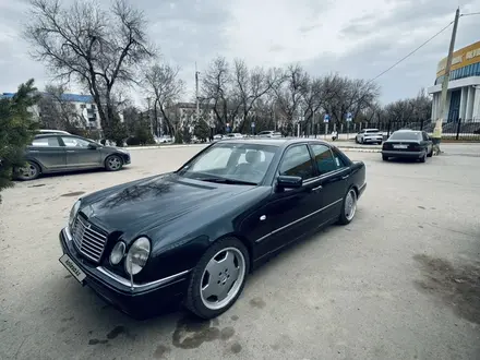 Mercedes-Benz E 320 1998 года за 3 900 000 тг. в Алматы – фото 6