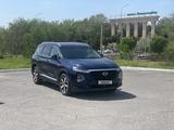 Hyundai Santa Fe 2019 годаfor14 200 000 тг. в Шымкент