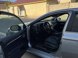 Toyota Camry 2022 года за 14 000 000 тг. в Актау – фото 5