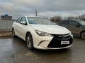 Toyota Camry 2015 года за 7 200 000 тг. в Уральск – фото 3