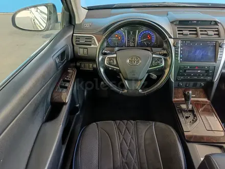 Toyota Camry 2015 года за 8 045 650 тг. в Шымкент – фото 11