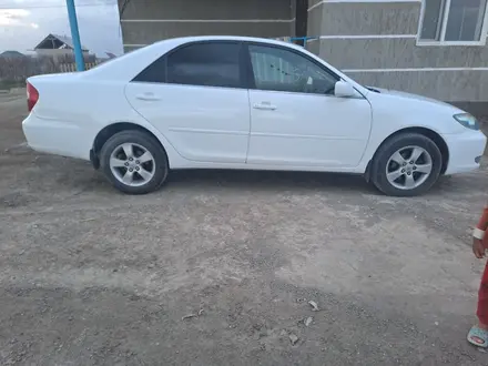 Toyota Camry 2001 года за 4 600 000 тг. в Шиели – фото 5