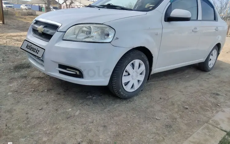 Chevrolet Aveo 2013 года за 2 700 000 тг. в Атырау