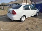 Chevrolet Aveo 2013 года за 3 200 000 тг. в Атырау – фото 3