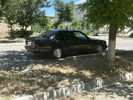 Mercedes-Benz E 200 1991 года за 2 350 000 тг. в Тараз – фото 6