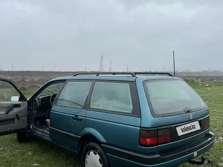 Volkswagen Passat 1991 года за 1 500 000 тг. в Есик