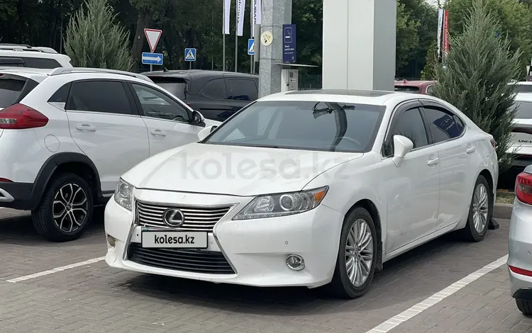 Lexus ES 250 2013 года за 10 800 000 тг. в Алматы