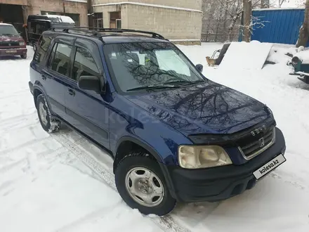 Honda CR-V 2000 года за 2 600 000 тг. в Актобе – фото 6