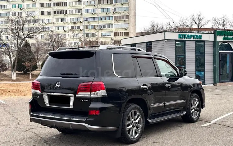 Lexus LX 570 2014 года за 30 000 000 тг. в Актау