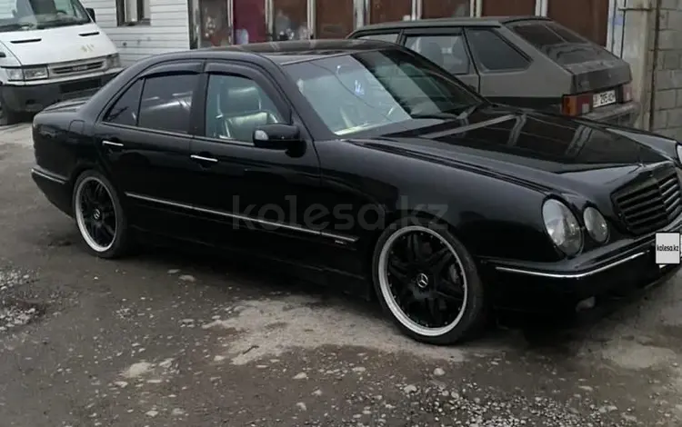 Mercedes-Benz E 320 2000 года за 5 333 333 тг. в Ащибулак