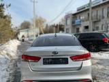 Kia K5 2017 годаүшін8 700 000 тг. в Алматы – фото 4