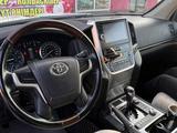 Toyota Land Cruiser 2018 года за 30 500 000 тг. в Алматы – фото 4