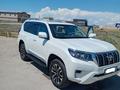 Toyota Land Cruiser Prado 2023 года за 40 000 000 тг. в Актау – фото 2