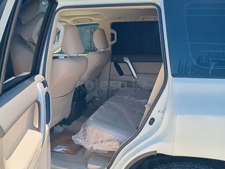 Toyota Land Cruiser Prado 2023 года за 40 000 000 тг. в Актау – фото 4