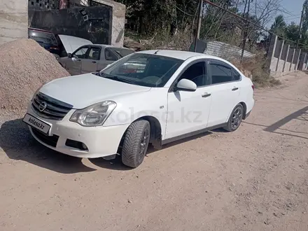 Nissan Almera 2014 года за 3 300 000 тг. в Алматы – фото 2