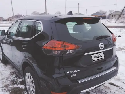 Nissan Rogue 2019 года за 4 500 000 тг. в Атырау – фото 2